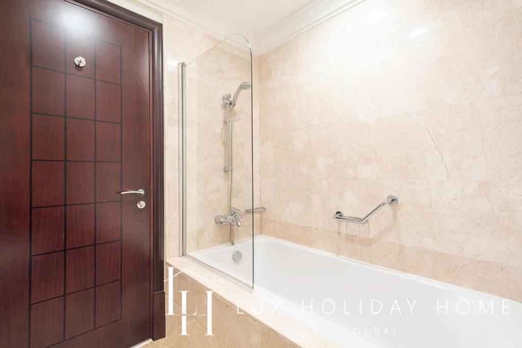 Apartment Lux The Grandeur Palm Garden View