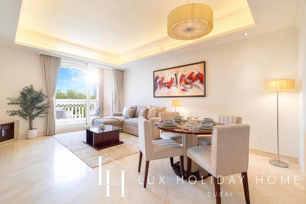 Apartment Lux The Grandeur Palm Garden View *