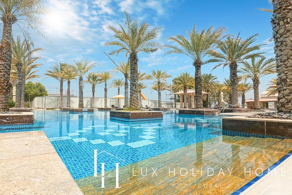 Lux The Grandeur Palm Garden View Dubai