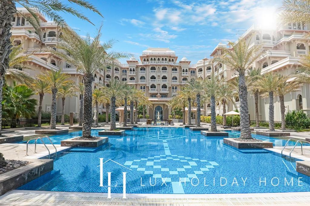 Lux The Grandeur Palm Garden View Dubai